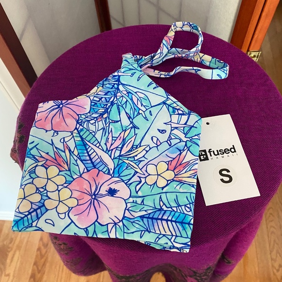 Fused Hawaii Vintage Paradise Ho’Okena top Small - Picture 3 of 7